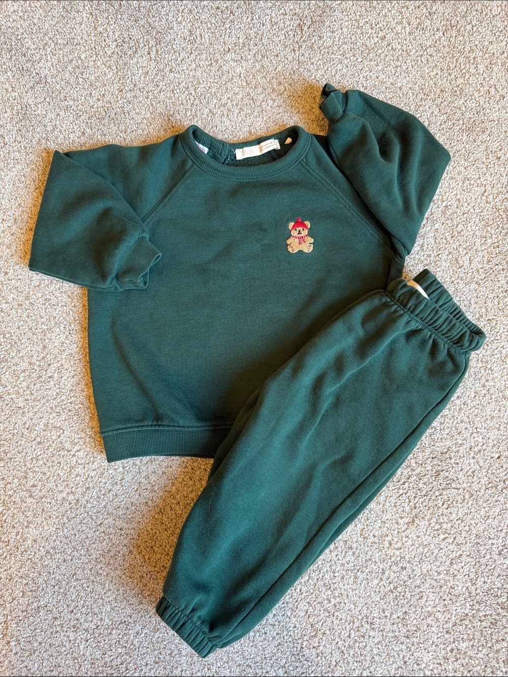 Zara Baby Forest Green Sweatshirt & Jogger Set 🐻